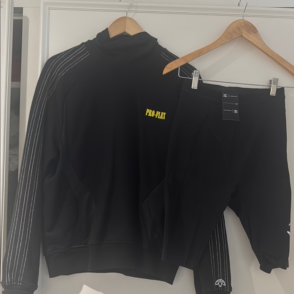 Pro-Flex Alexander Wang x Addidas Black Athletic Set